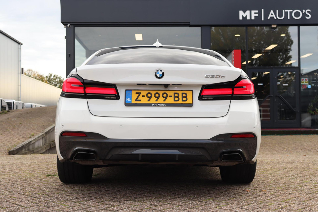 38795085-42.jpg