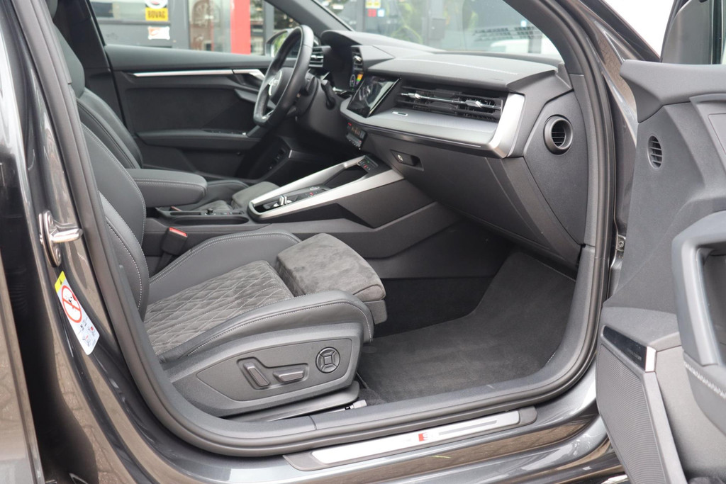 39950259-12.jpg