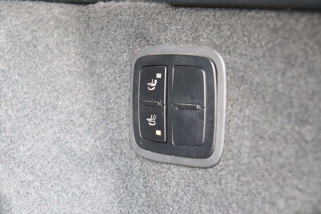 42269806-52.jpg