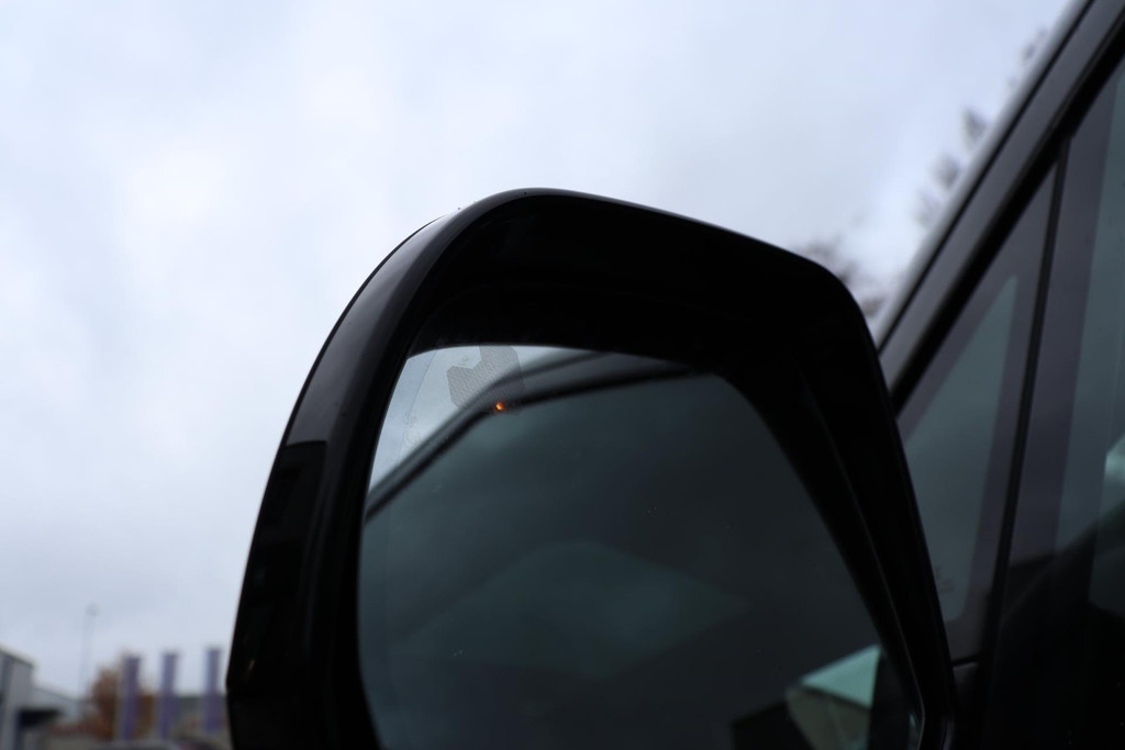 49879685-47.jpg