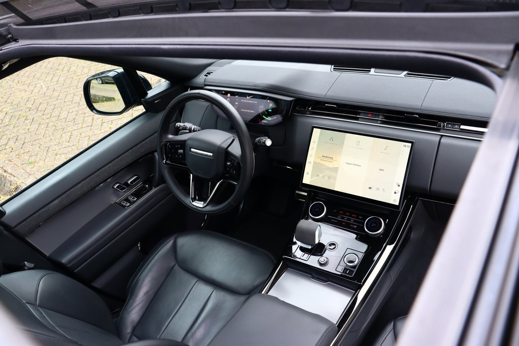53066252-14.jpg